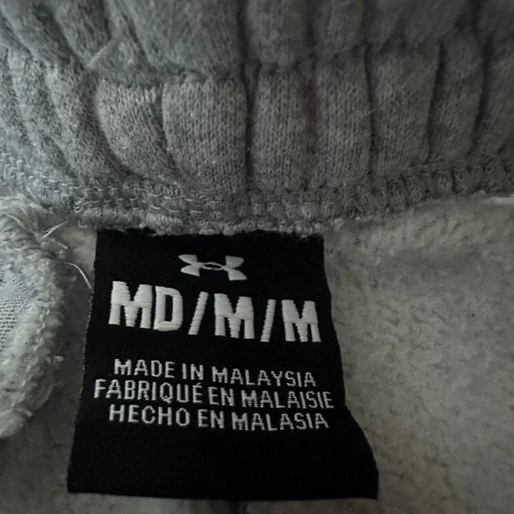 Under Armour men’s medium grey sweatpants. Great condition. - Picture 4 of 6
